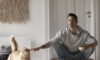 Resting Squat 2.0 - Jon Yuen